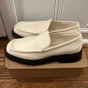 NWT Mango leather moccasins